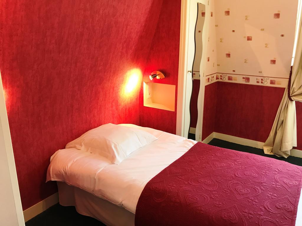 Hostellerie La Charmille Escoire Buitenkant foto