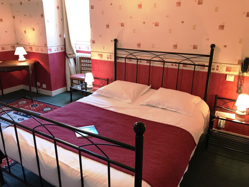 Hostellerie La Charmille Escoire Buitenkant foto
